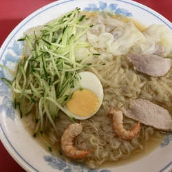 冷麺(ワンタン入)¥900