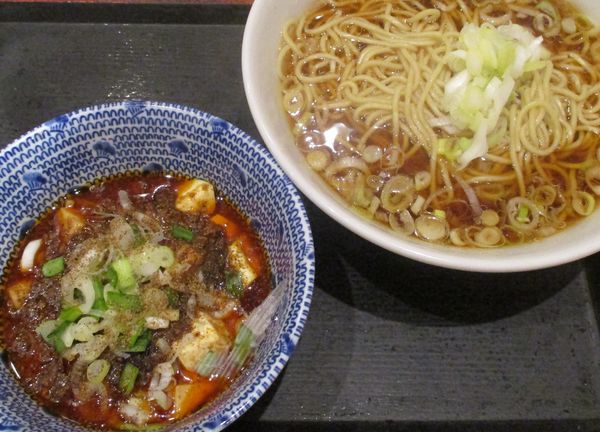 「＜期間限定＞麻婆麺　690円」@舎鈴 田町駅前店の写真