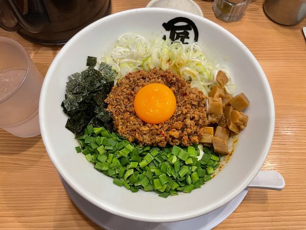 「台湾カレーまぜそば　チーズトッピング」@麺や マルショウ 新なにわ大食堂店の写真