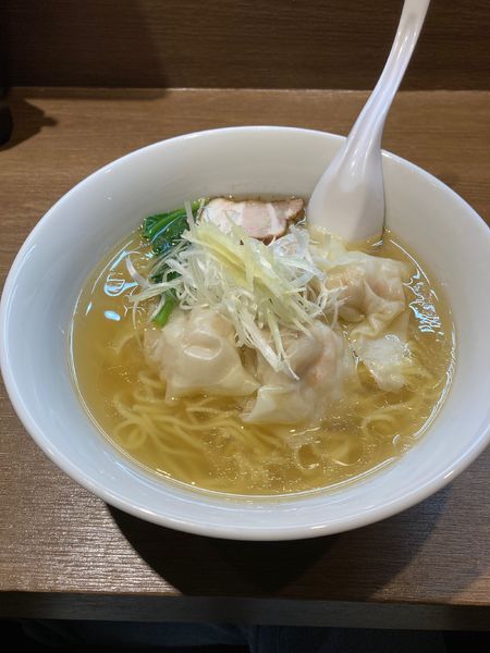 「雲呑麺　塩」@雲呑麺のお店 おんわの写真