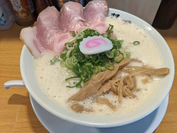 「鶏そば　大　900円」@鶏そば 啜るの写真