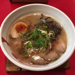 おすすめらぁ麺（コク旨）900円