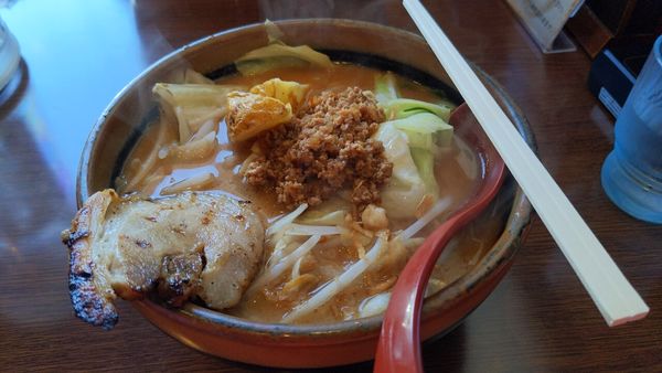 「野菜らーめん（北海道味噌）+チャーシュー１枚」@麺場 田所商店 小田原店の写真