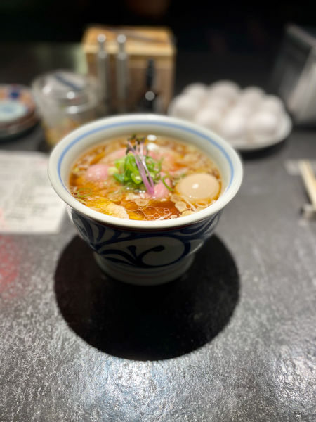 「PLUS(味玉ラーメン・太麺)950円」@駄目な隣人 新宿店の写真