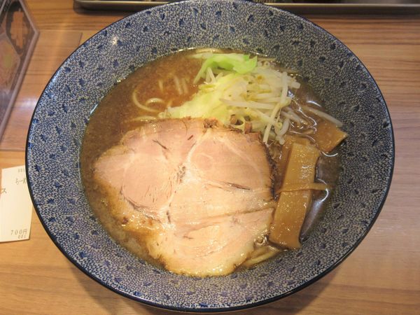 「らーめん（800円）」@創作らーめん 小川流 八王子みなみ野店の写真