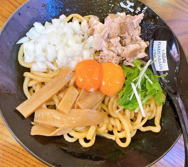 「黄身Wまぜそば(にんにく無し)」@手打ち中華蕎麦 麺屋 工藤の写真