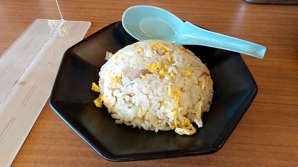 「半チャーハン」@町田商店 横浜池辺町店の写真