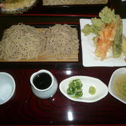 小もり二色（+野菜の天ぷら）