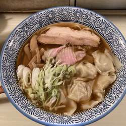 ワンタン麺