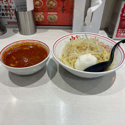 冷やし味噌ラーメン辛さ3倍+チャーシュー+ゆで卵