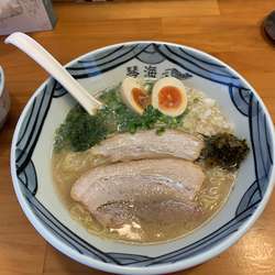 琴海ラーメン+小ライス