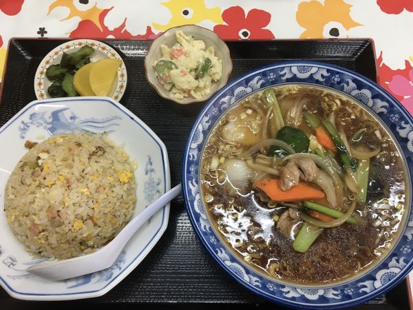 「広東麺チャーハンセット　1150円」@昭和軒の写真