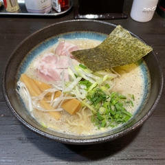 煮干らぁめん 佐伝の画像