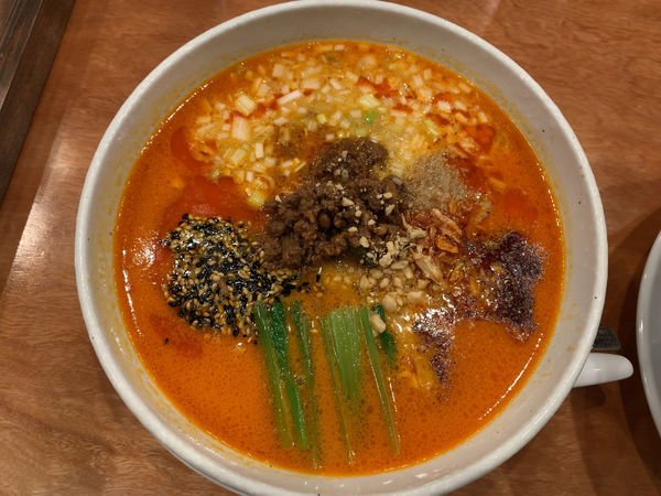 「担々麺1000円」@SHIBIRE-NOODLES 蝋燭屋 京橋エドグラン店の写真