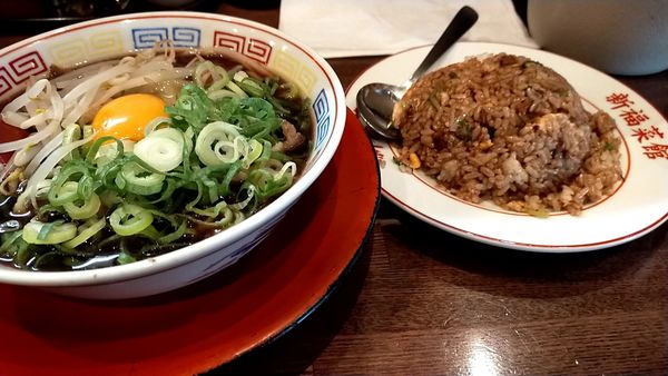 「ラーメン小チャーハン小」@新福菜館 麻布十番店の写真