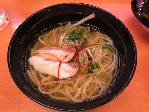 「魚介に超惚れこんだ塩ラーメン　286円」@スシロー 石巻店の写真