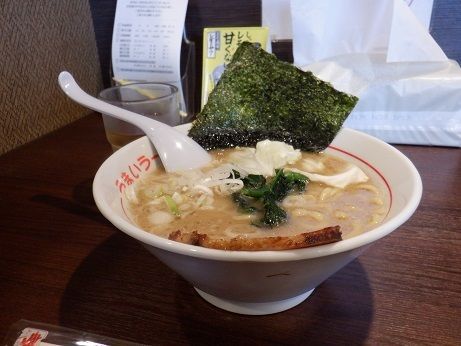 「うまいラーメン　ハーフ」@松福 富士店の写真