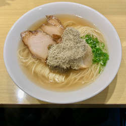 塩らーめん＋がごめ(とろろ昆布)