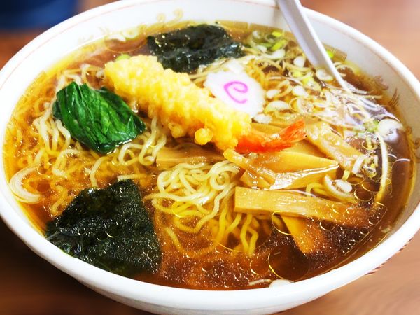 「天ぷら中華　大盛」@たかの食堂の写真