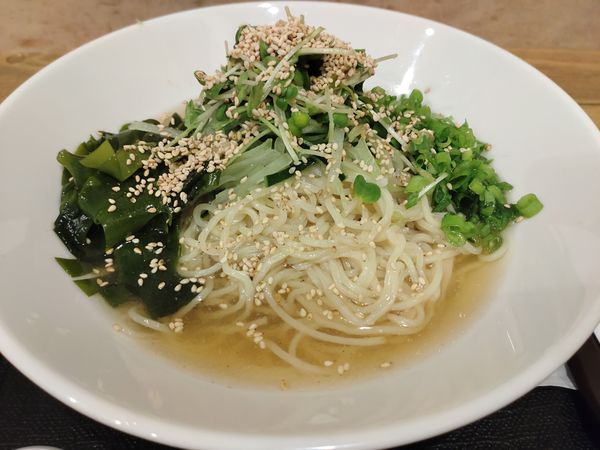 「冷かけ塩　６００円」@とりそば 若松の写真