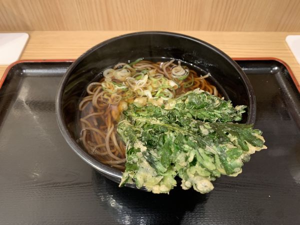 「春菊天そば (380円)」@よもだそば 銀座店の写真