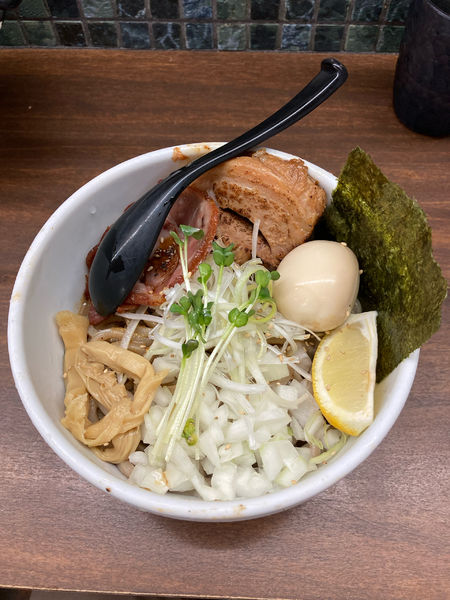 「冷やしスッキリそば（並）＋チャーシューマヨ丼」@麺屋みつば＋クローバーの写真
