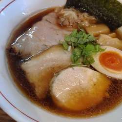 特製醤油らぁ麺