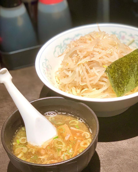 「もやしざるラーメン」@代一元 総本店の写真