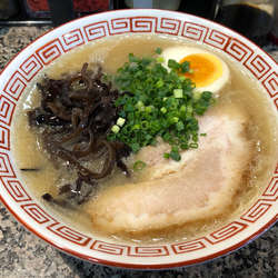 ラーメン780円+替玉110円