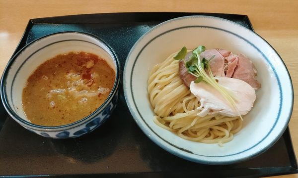 「鶏魚介の辛つけ麺 850円」@つけ麺 いな月の写真