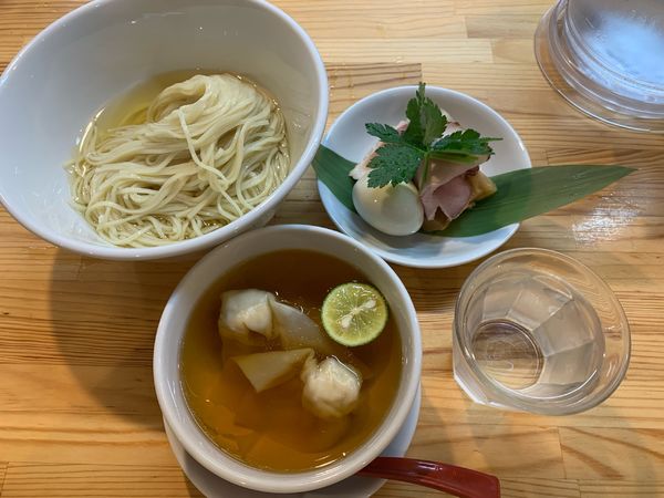 「濃厚清湯白醤油つけめん」@自家製麺 くろ松の写真