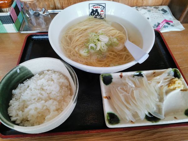 「イカ刺しセット」@らぁめん めんきちの写真