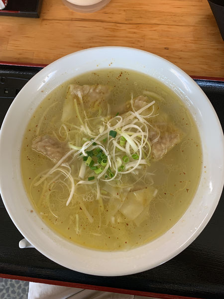 「塩ワンタン」@ラーメン幸味の写真