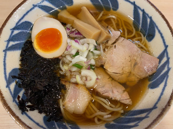 「煮干し醤油らーめん」@煮干しらーめん 田中にぼるの写真