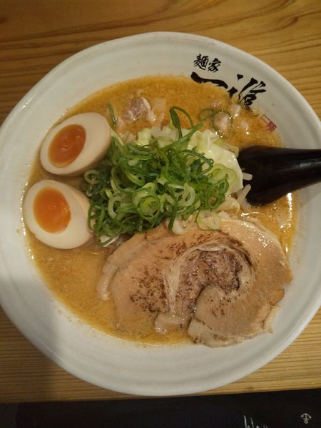 「生白味噌らーめん（おすすめトッピング）」@麺家一進の写真