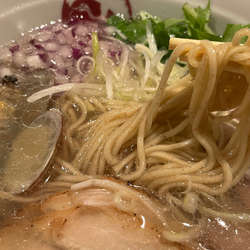 貝出汁拉麺 美鶴 六角店の画像