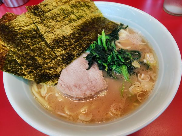 「ラーメン並」@横浜ラーメン武蔵家 薬園台店の写真