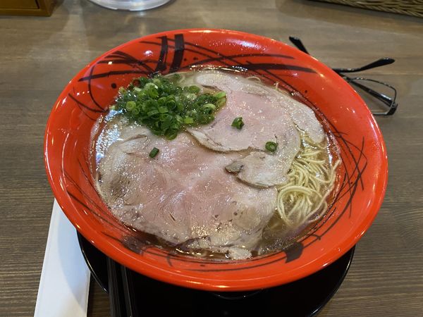 「頑流らぁめん赤　麺大盛」@牛骨ラーメン 頑流の写真