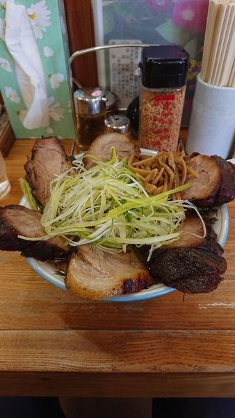 「令3・9・19ネギチャーシュー麺(1,050円)」@ラーメンハウス 東寺町店の写真