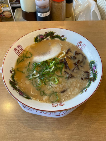 「とんこつラーメン」@博多金龍 金の隈店の写真