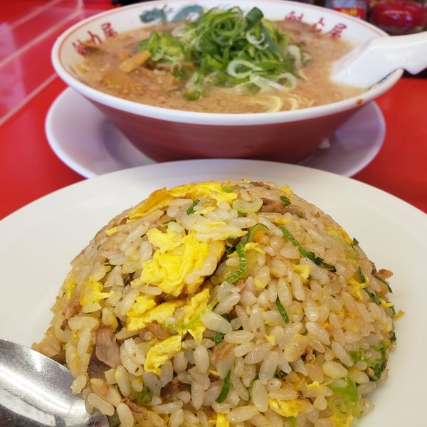 「特製醤油ラーメン＋チャーハン小」@ラーメン 魁力屋 鎌倉手広店の写真