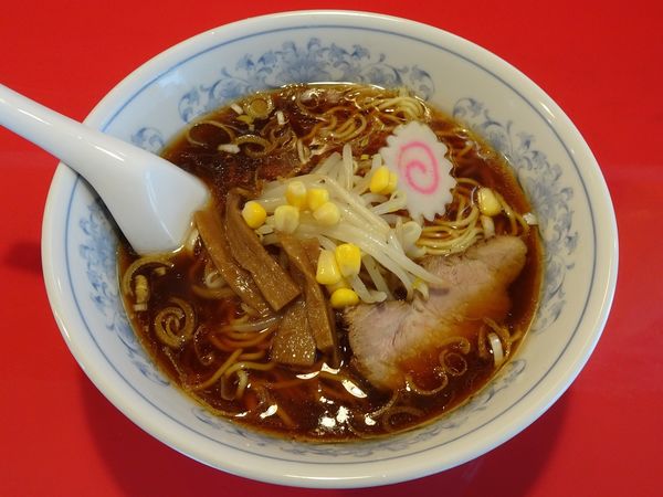 「ラーメン半チャン：正油（900円）」@メルシーの写真
