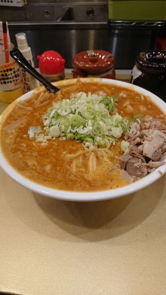 「超濃厚ごっつカレーラーメン」@超ごってり麺 ごっつ 秋葉原店の写真