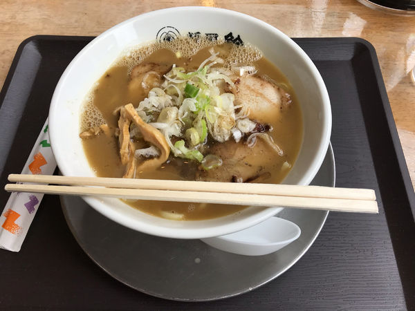 「濃厚煮干鶏白湯」@麺屋 鈴 中央店の写真