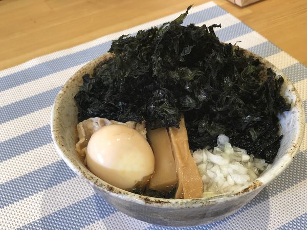 「伊豆の海苔増し塩らーめん」@麺屋海の写真