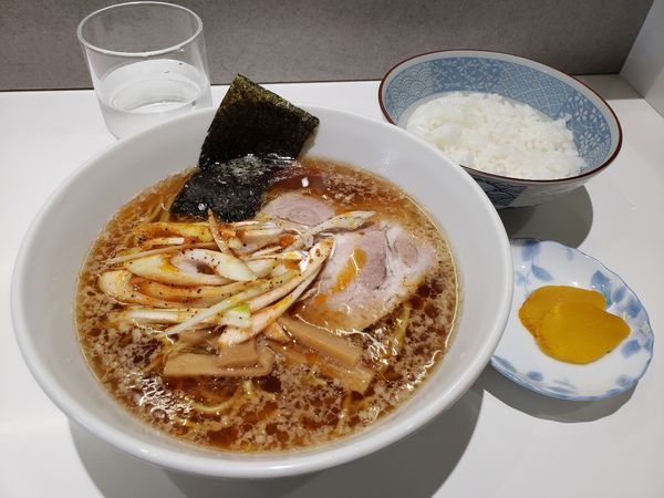 「ネギ辛ら～めん　ライス（小）」@ラーメン 餃子 あすなろの写真
