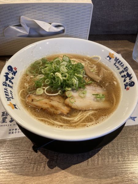 「中華ソバ（６００円）」@濃厚煮干しラーメン 麺屋 弐星 六甲道店の写真