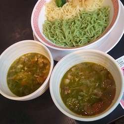 ユーグレナ食べ比べつけ麺８５０円