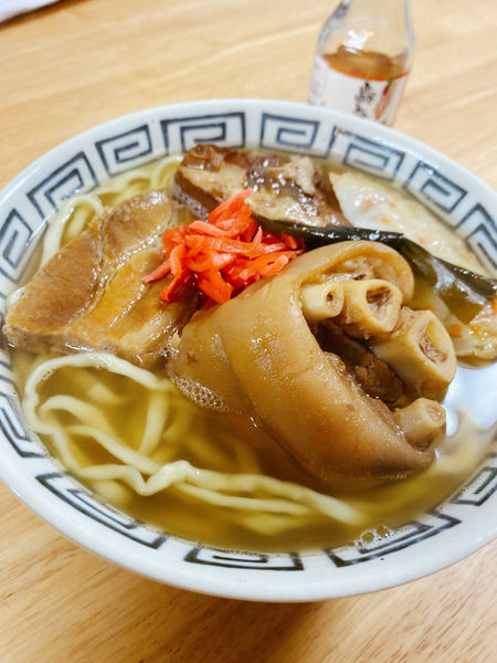 「沖縄そば　全部のせ」@ちらー小の写真