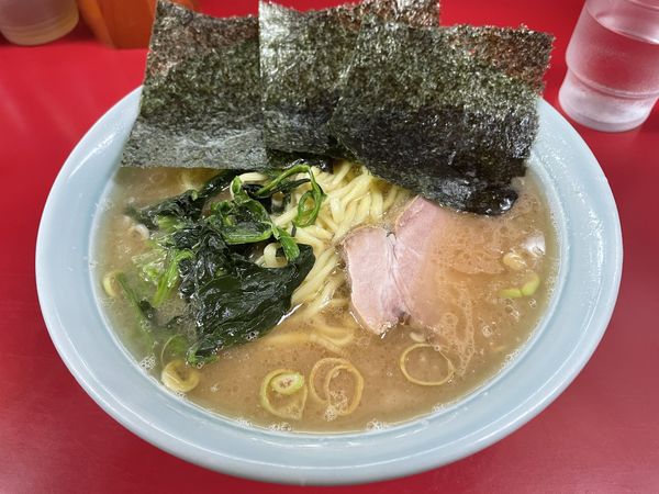 「ラーメン中盛」@横浜家系ラーメン 末広家の写真